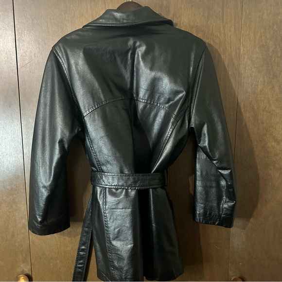 Danier Women's Sleek Black Button Leather Trench Waist Tie Coat Sz Medium - Picture 7 of 15